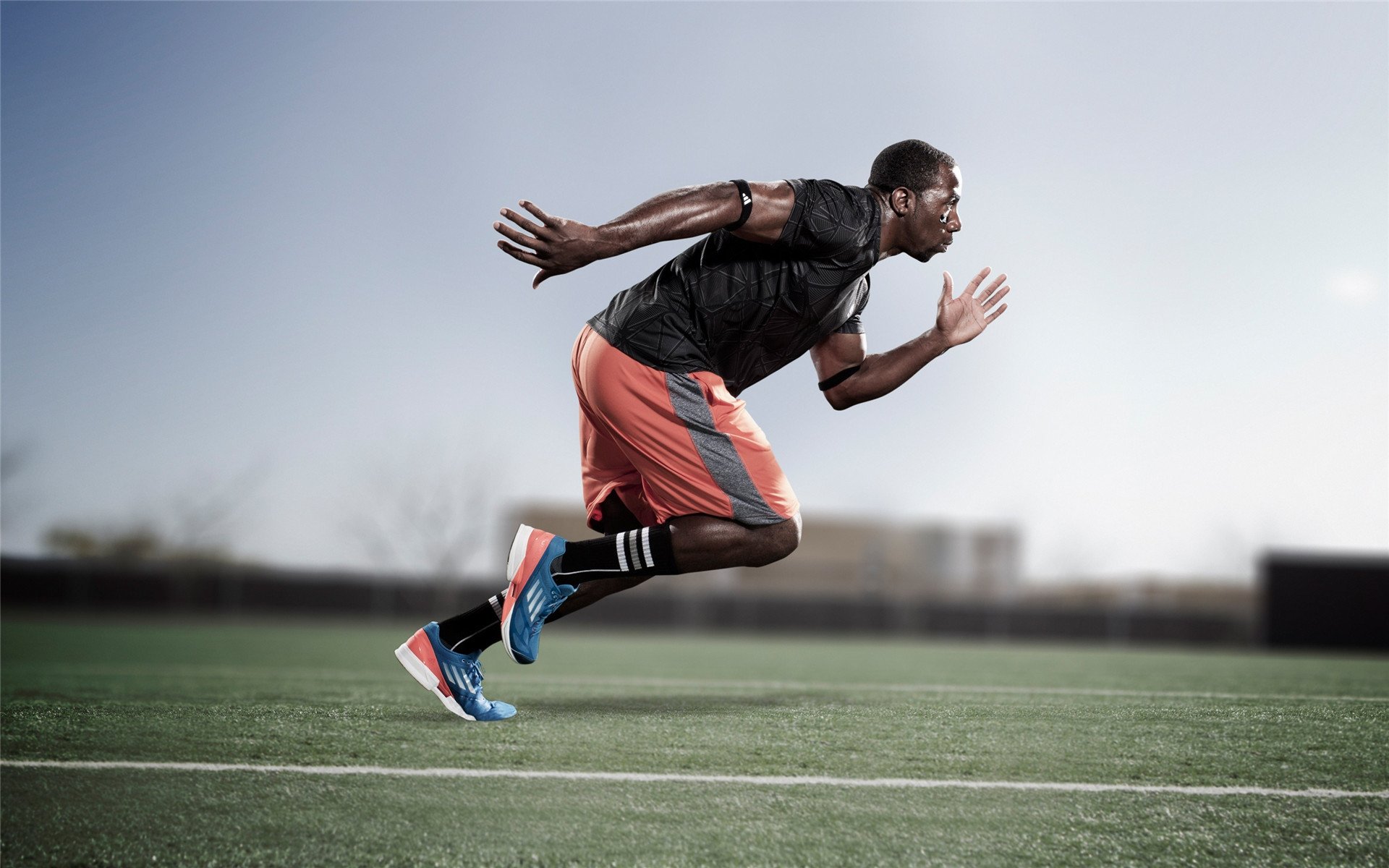 多纳鲁马公开示好曼城，每个球员都渴望加盟，我已迫不及待想见到队友们