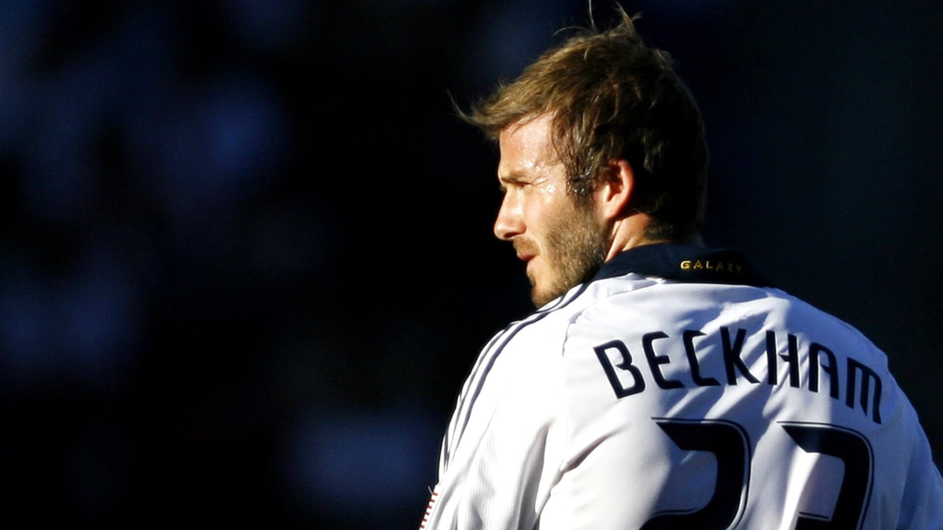 埃里克森力挺霍伊伦，训练场上的汗水与误解中的坚韧，新星绝非替罪羊