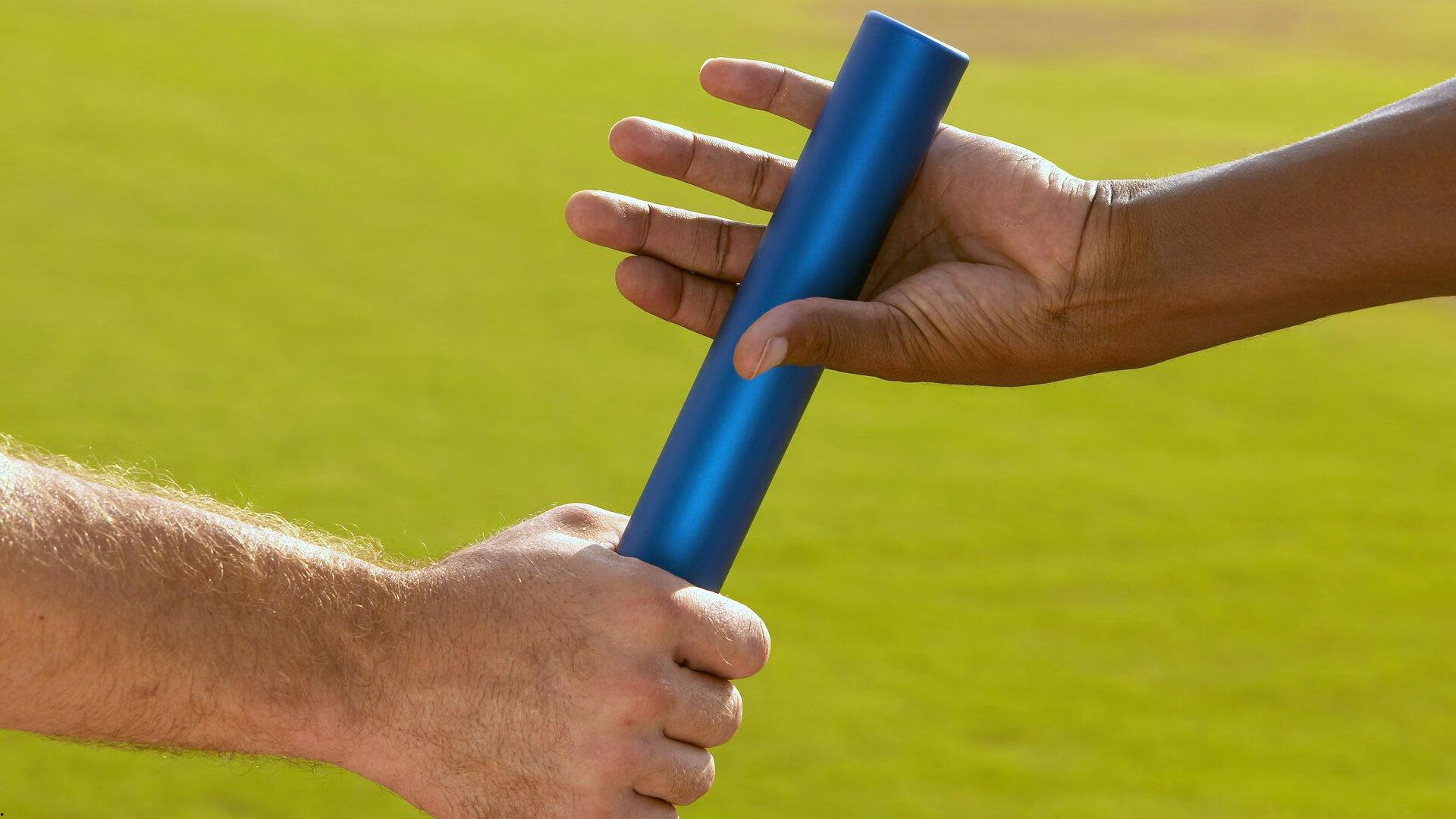 阿里纳斯为易建联抱不平，巨星级努力未获应得赞誉，时代亏欠这位沉默的传奇